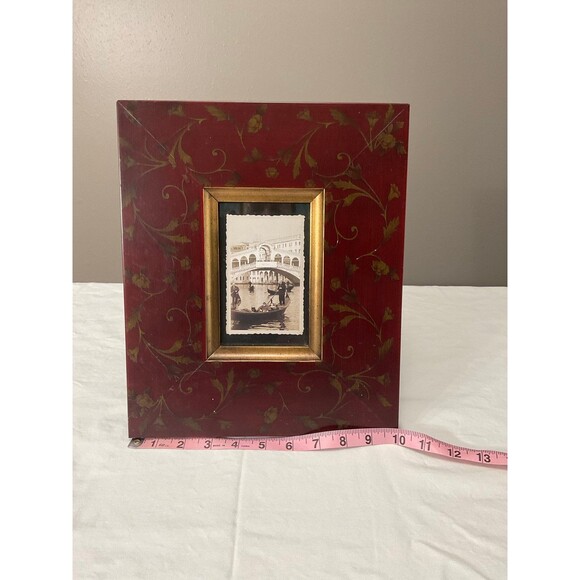 Red & Gold Picture (Frame) - Picture 3 of 5
